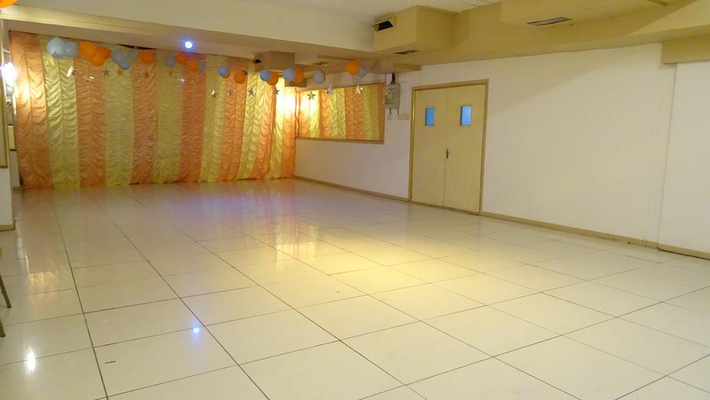 Hypertek Hotel 格兰贝伊 外观 照片