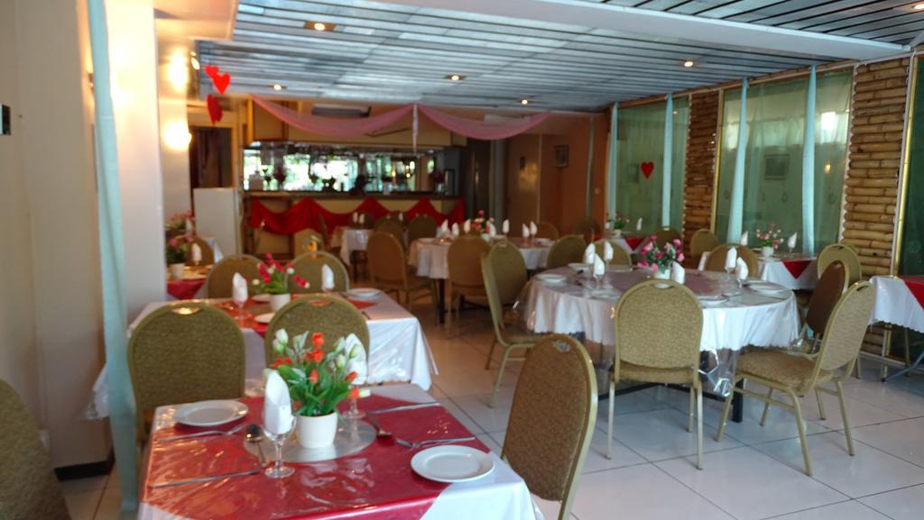Hypertek Hotel 格兰贝伊 外观 照片
