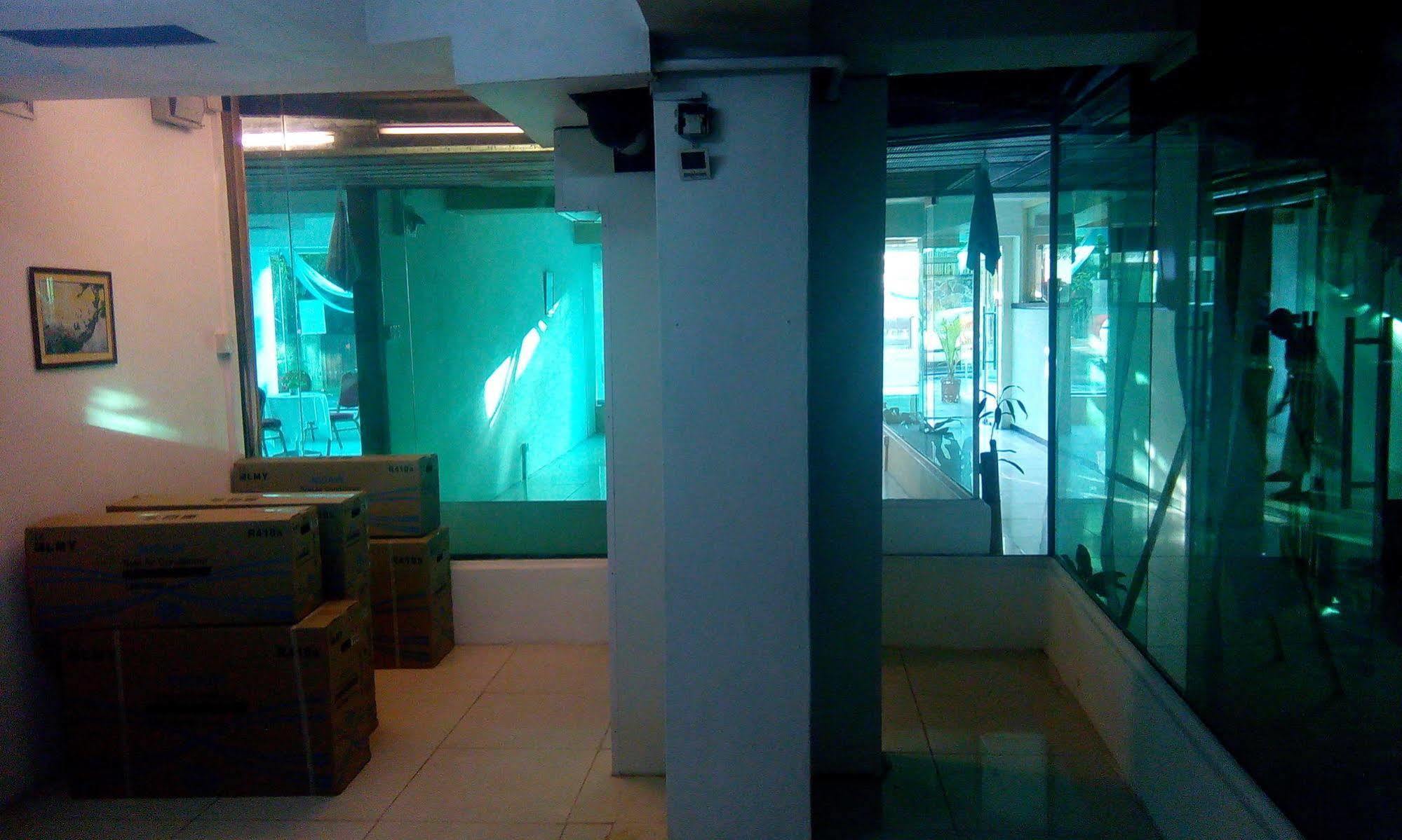 Hypertek Hotel 格兰贝伊 外观 照片